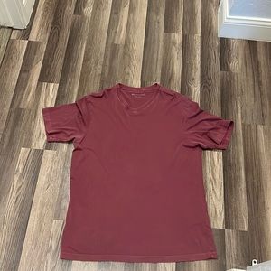 Travis mathew v neck red XL